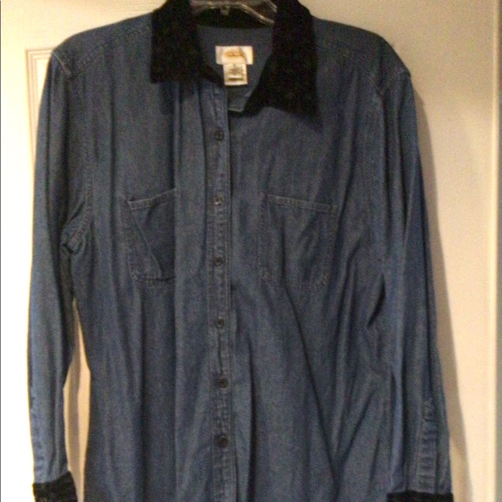 Talbots brand denim blouse with black velvet collar, size M
